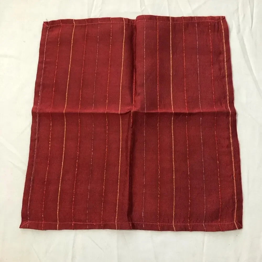 Crate and Barrel glimmer cocktail napkins set of 6 10”x10”